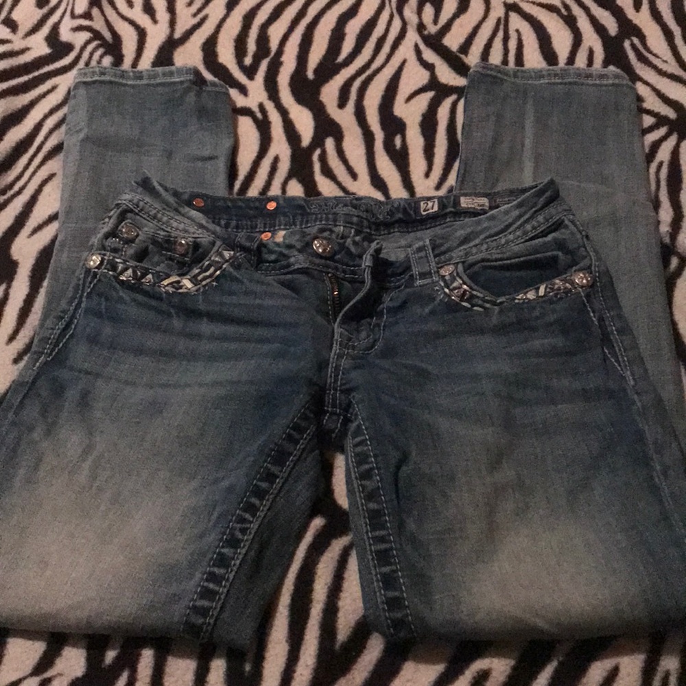 Rarely worn size 27 miss mes straight